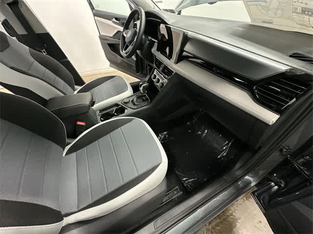 Thumbnail: 2025 Volkswagen Taos - 19