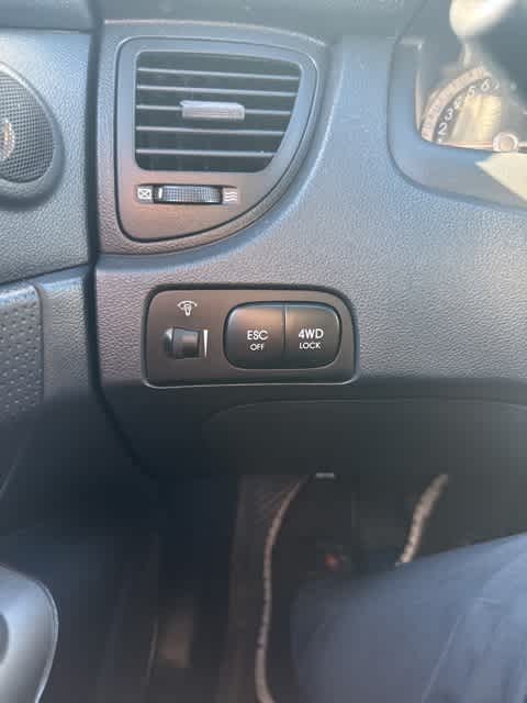Thumbnail: 2009 Kia Sportage - 19