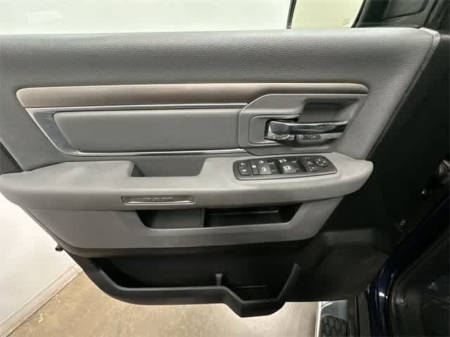 Thumbnail: 2017 RAM 1500 - 17
