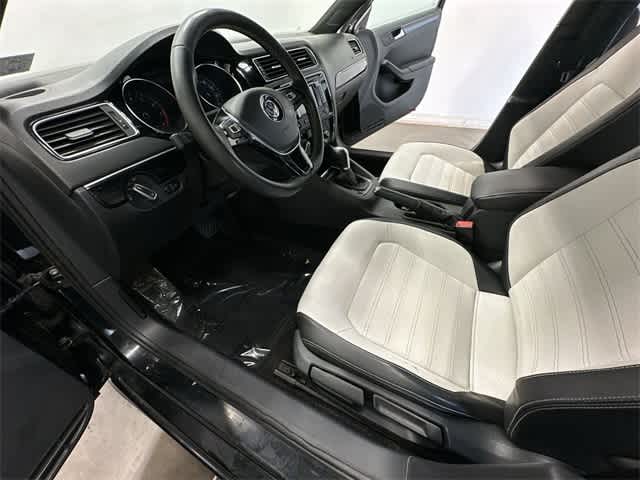 Thumbnail: 2015 Volkswagen Jetta - 15