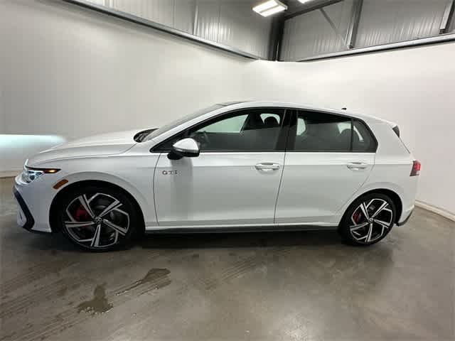 Thumbnail: 2026 Volkswagen Golf - 2