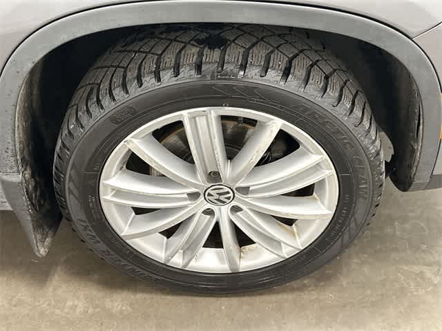 Thumbnail: 2016 Volkswagen Tiguan - 5