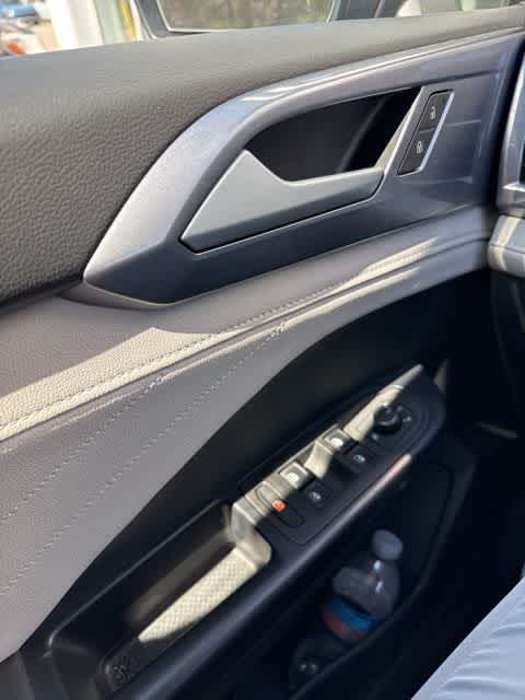 Thumbnail: 2025 Volkswagen Taos - 18