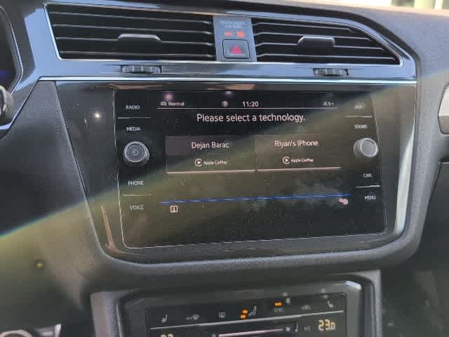 Thumbnail: 2022 Volkswagen Tiguan - 17