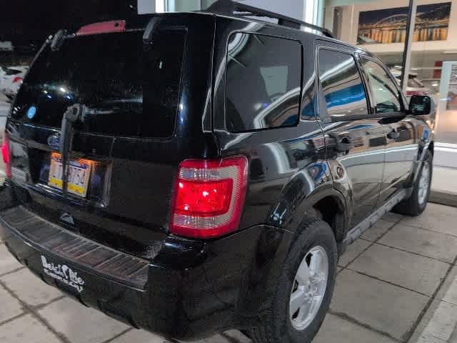 Thumbnail: 2010 Ford Escape - 5