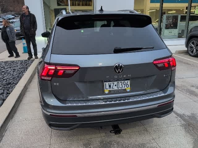 2022 Volkswagen Tiguan SE photo 3