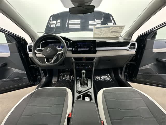 Thumbnail: 2025 Volkswagen Taos - 20