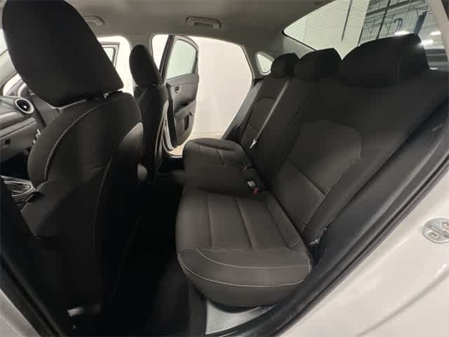 Thumbnail: 2020 Kia Forte - 17