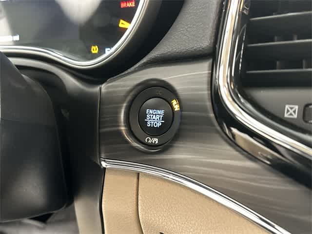 Thumbnail: 2019 Jeep Grand Cherokee - 11