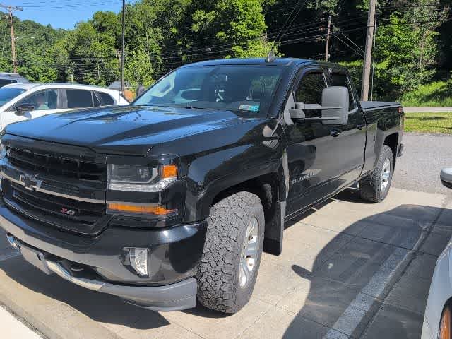 2019 Chevrolet Silverado 1500 LT Z71 4X4 Double Cab Std Box's photo