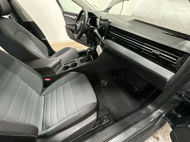 Thumbnail: 2026 Volkswagen Jetta - 21