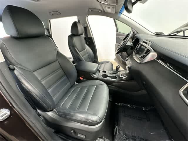 2018 Kia Sorento EX 21