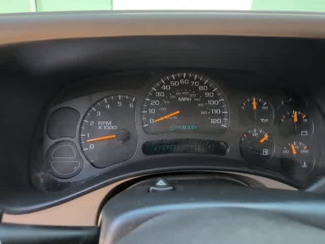 Thumbnail: 2004 Chevrolet Suburban - 13