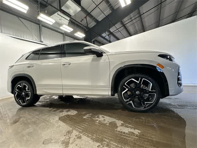 Thumbnail: 2026 Volkswagen Tiguan - 3