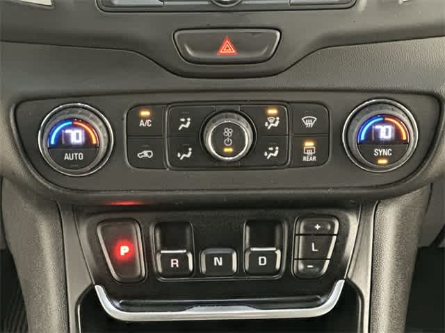 Thumbnail: 2020 GMC Terrain - 14