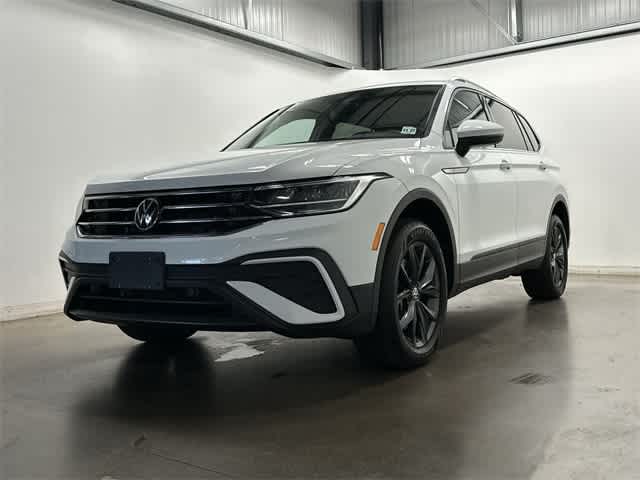 Thumbnail: 2022 Volkswagen Tiguan - 28