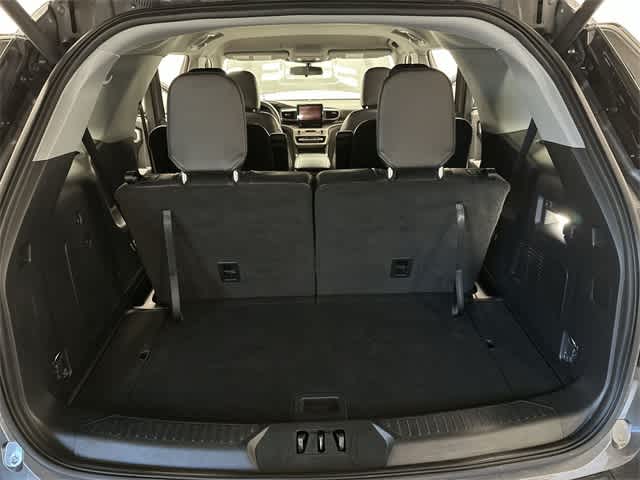 Thumbnail: 2022 Ford Explorer - 25