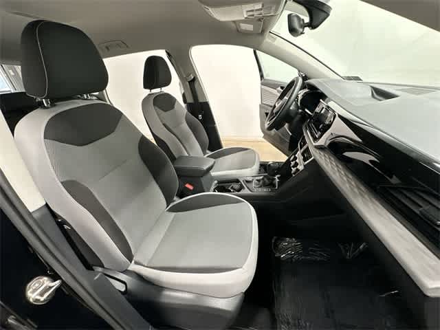 Thumbnail: 2023 Volkswagen Taos - 22