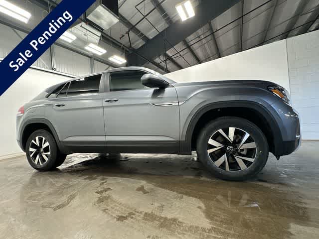 Thumbnail: 2023 Volkswagen Atlas - 3