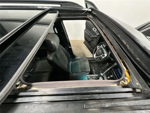 Thumbnail: 2015 Ford Explorer - 6