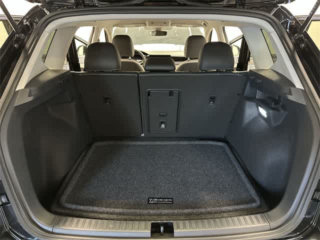 Thumbnail: 2025 Volkswagen Taos - 23