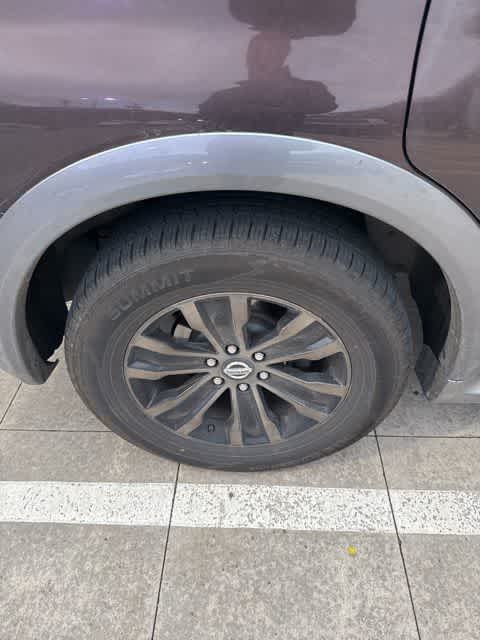 Thumbnail: 2017 Nissan Armada - 5