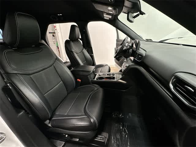 Thumbnail: 2020 Ford Explorer - 23