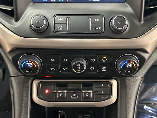 Thumbnail: 2023 GMC Acadia - 17