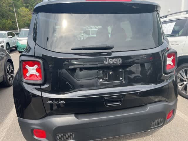 2021 Jeep Renegade Latitude photo 3