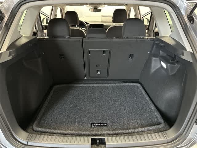 Thumbnail: 2025 Volkswagen Taos - 22