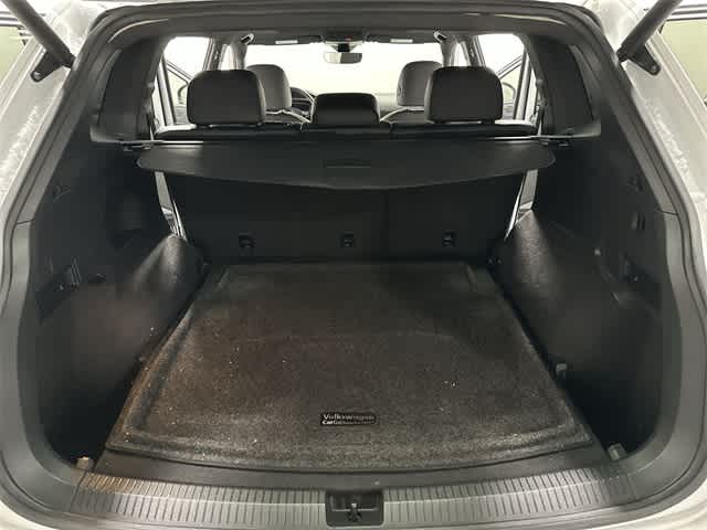 Thumbnail: 2020 Volkswagen Tiguan - 27