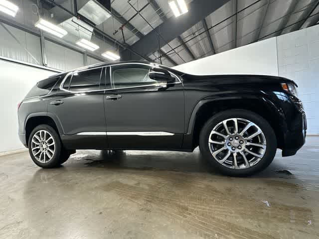 Thumbnail: 2023 GMC Acadia - 3