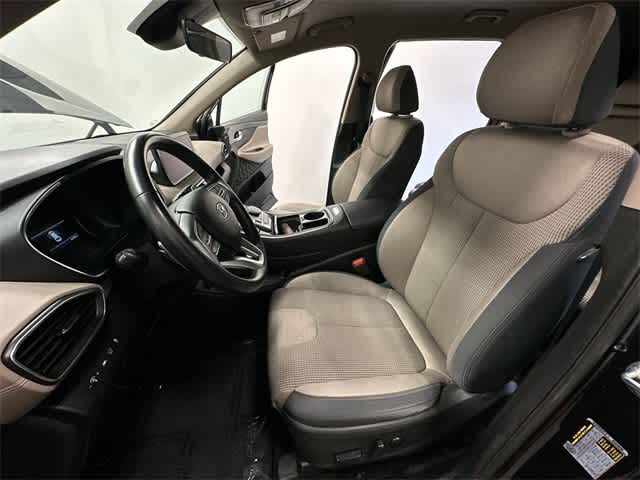 Thumbnail: 2023 Hyundai Santa Fe - 18