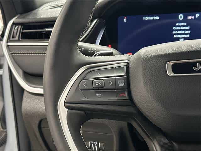 Thumbnail: 2023 Jeep Grand Cherokee - 9