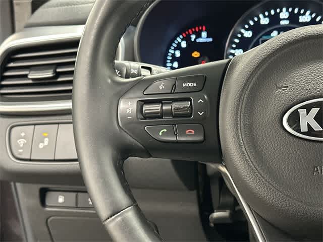 2018 Kia Sorento EX 8