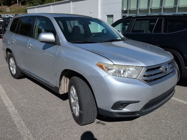 Thumbnail: 2013 Toyota Highlander - 6