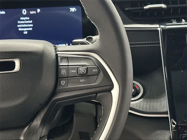 Thumbnail: 2023 Jeep Grand Cherokee - 10