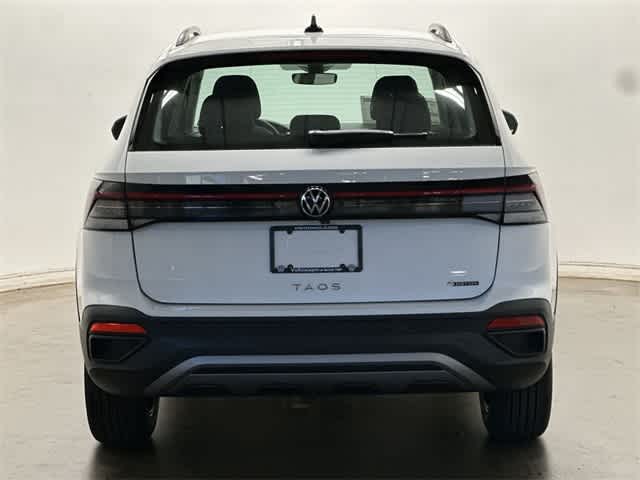 Thumbnail: 2025 Volkswagen Taos - 4