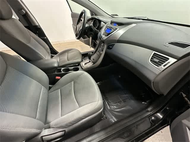 Thumbnail: 2012 Hyundai Elantra - 16