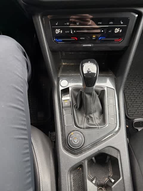 Thumbnail: 2022 Volkswagen Tiguan - 19