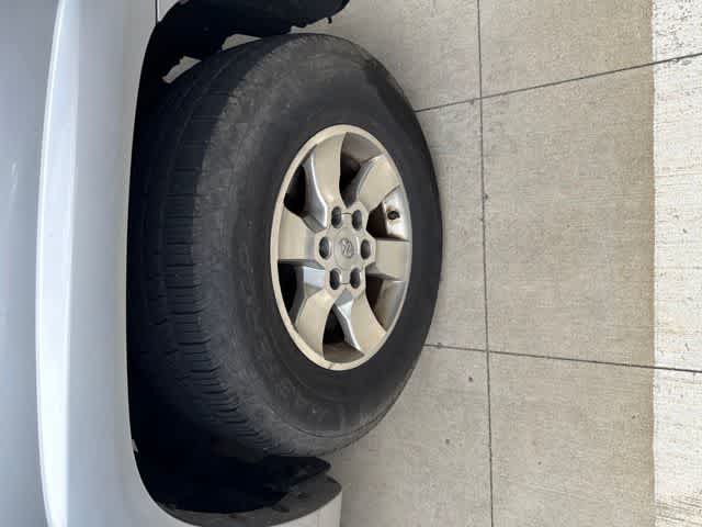 Thumbnail: 2013 Toyota 4Runner - 5