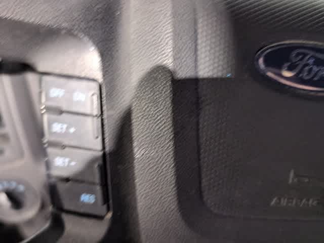 Thumbnail: 2010 Ford Escape - 20