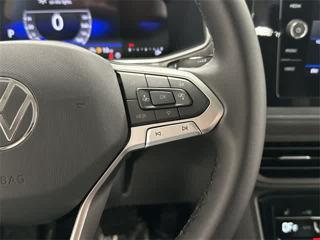 Thumbnail: 2026 Volkswagen Taos - 10