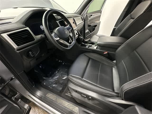 Thumbnail: 2022 Volkswagen Atlas - 16