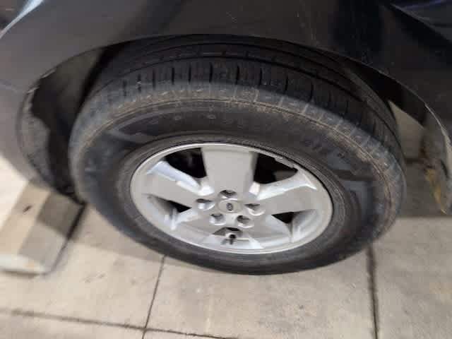 Thumbnail: 2010 Ford Escape - 12