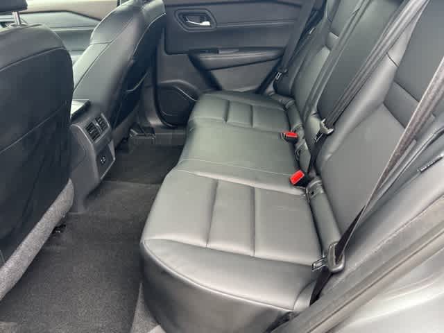 Thumbnail: 2023 Nissan Rogue - 18