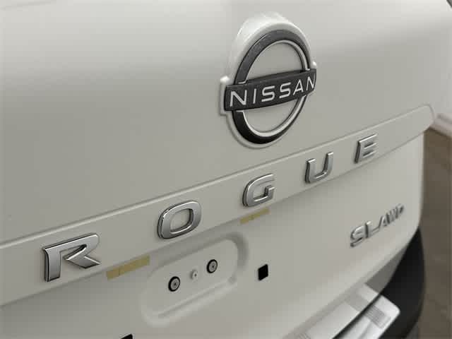 Thumbnail: 2023 Nissan Rogue - 28