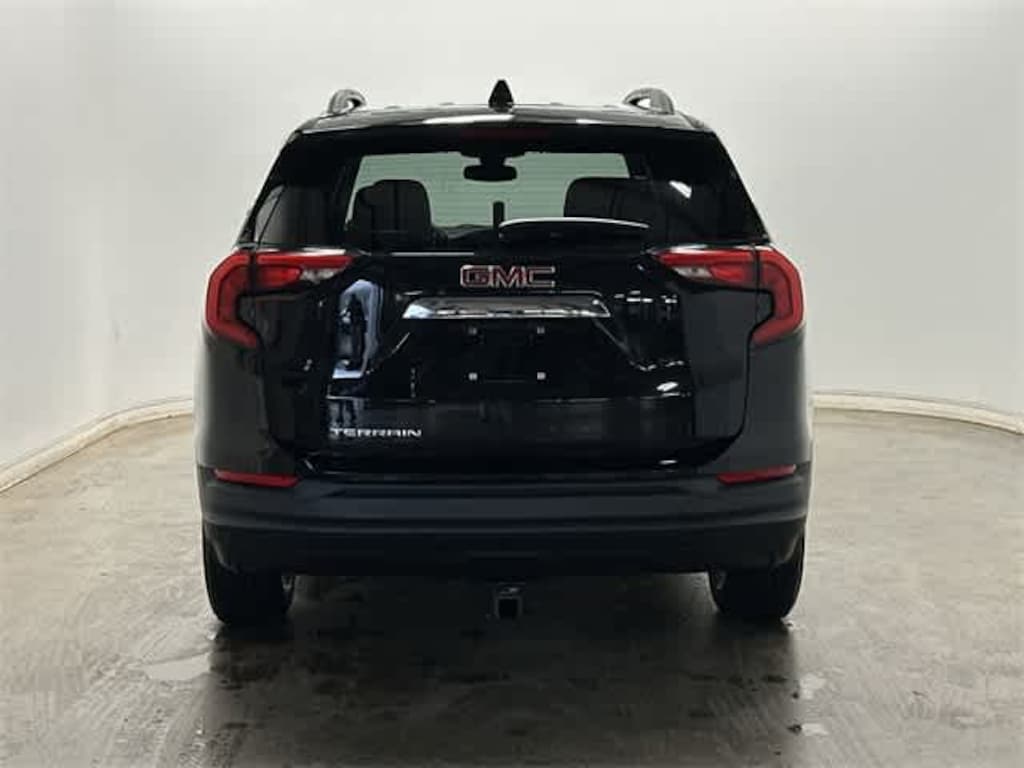 Used 2020 GMC Terrain SLE SUV