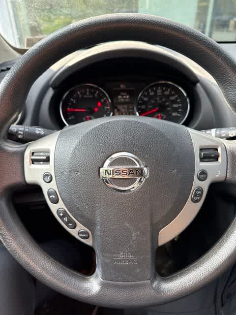 Thumbnail: 2015 Nissan Rogue - 13