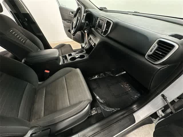 Thumbnail: 2018 Kia Sportage - 18